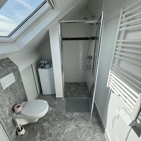 4 Apartament